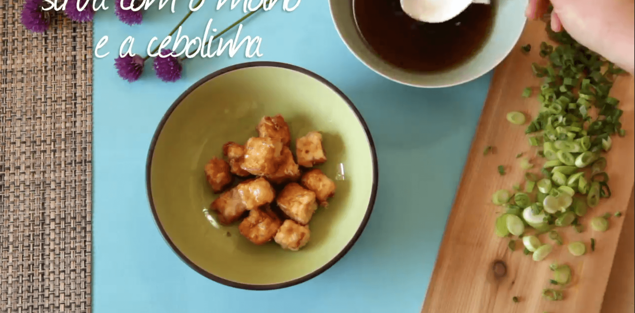 Agedashi-dofu (tofu frito japonês)