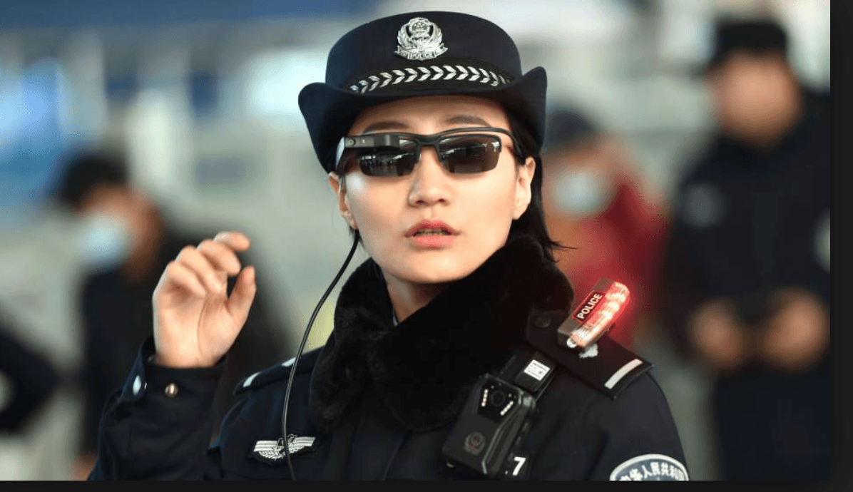 China: Óculos capaz de identificar suspeitos em tempo real