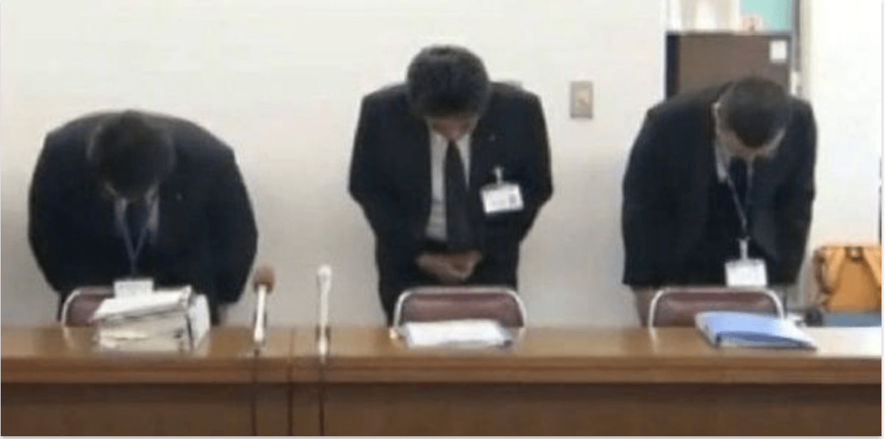 Servidor público é multado por almoçar antes do horário