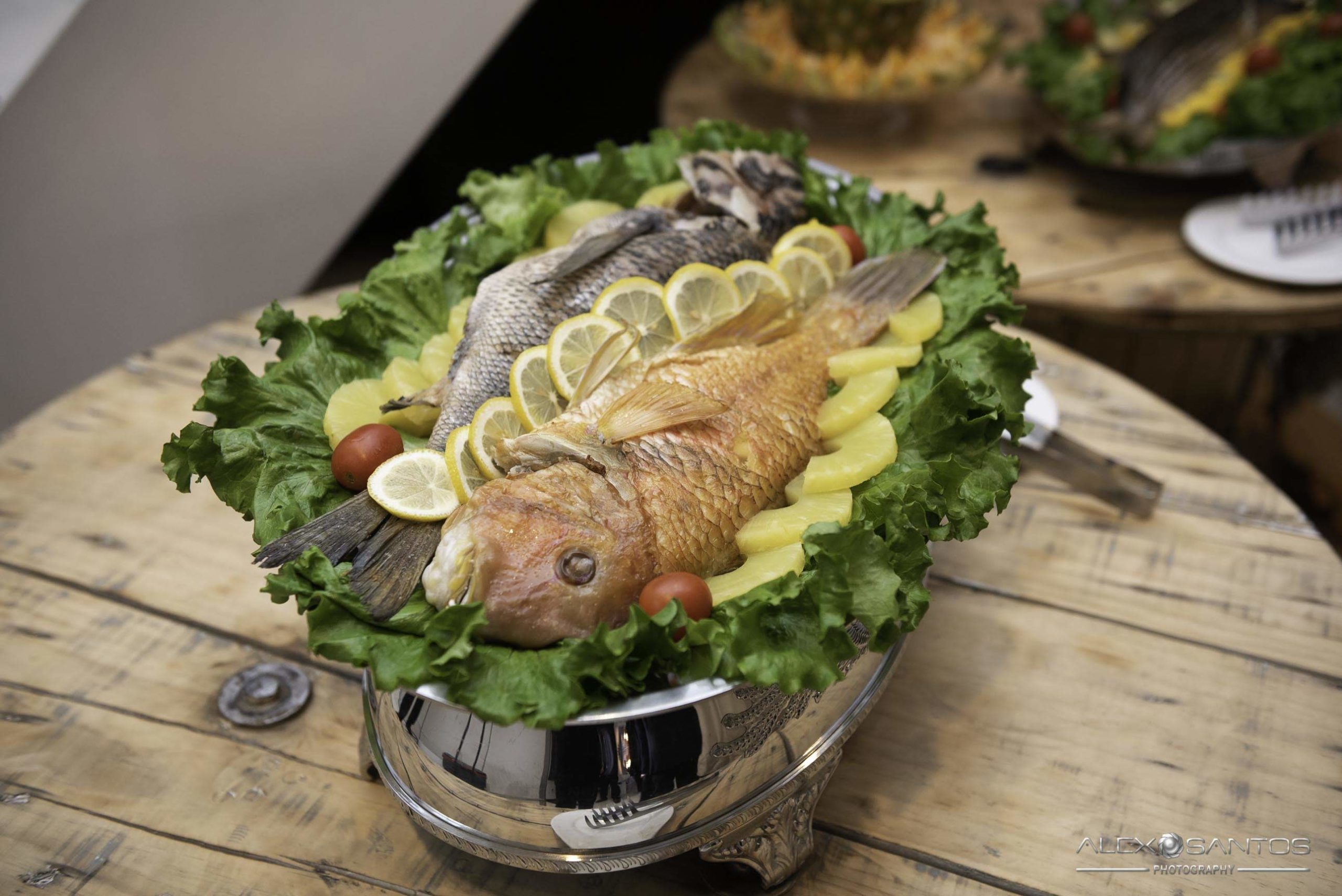 Revista Super Vitrine celebra 13 anos com jantar e Show da banda Onze:20