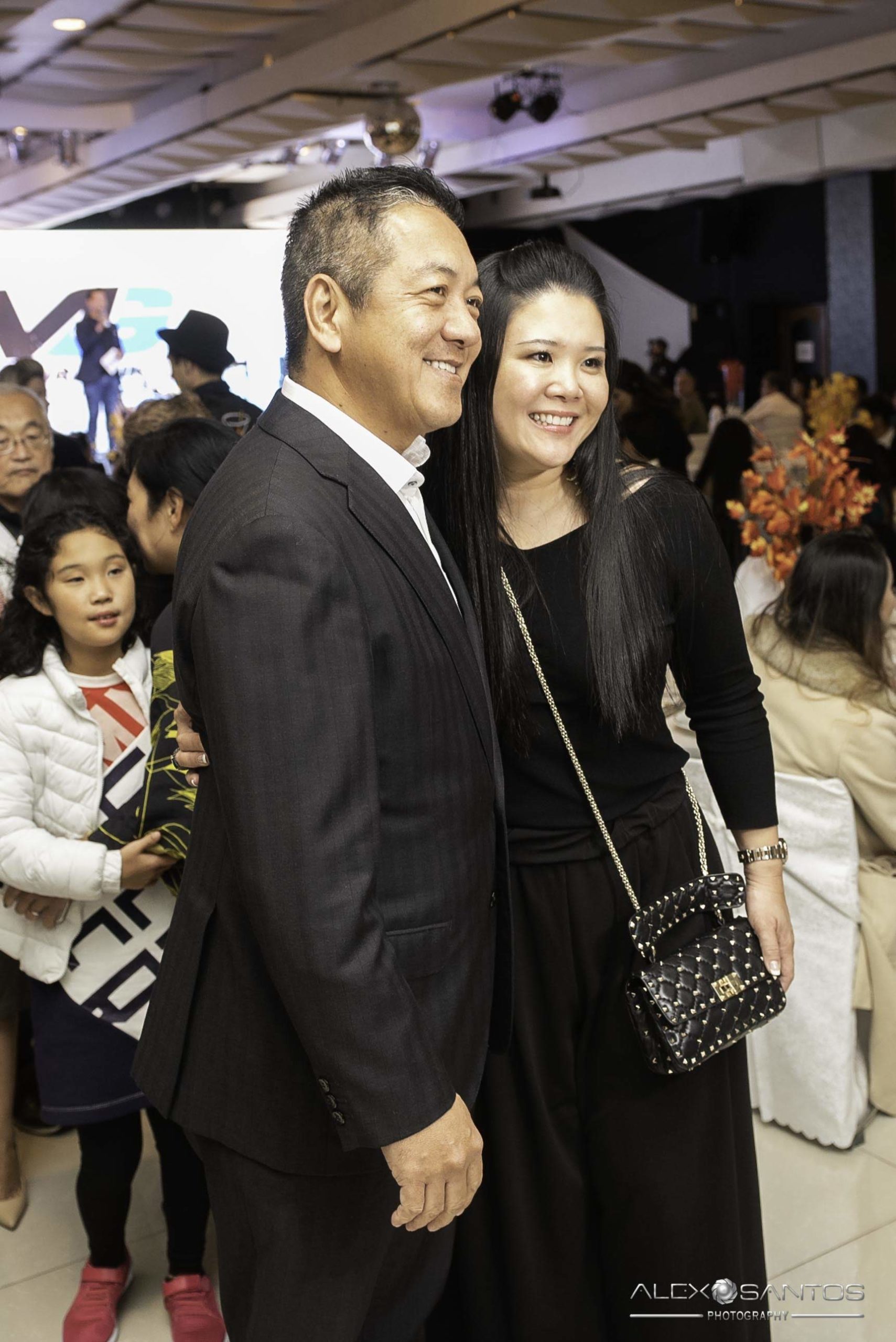 Revista Super Vitrine celebra 13 anos com jantar e Show da banda Onze:20