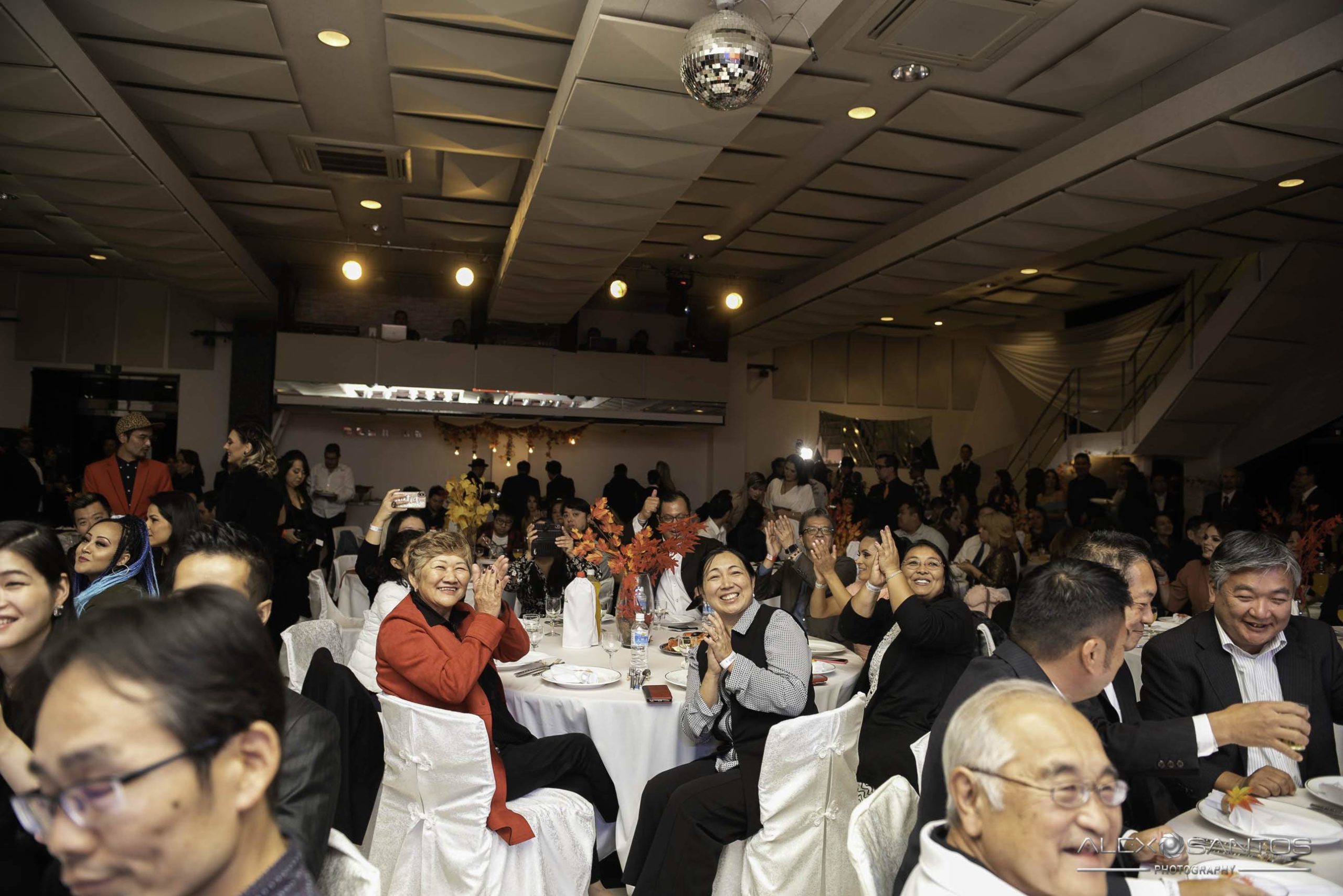 Revista Super Vitrine celebra 13 anos com jantar e Show da banda Onze:20