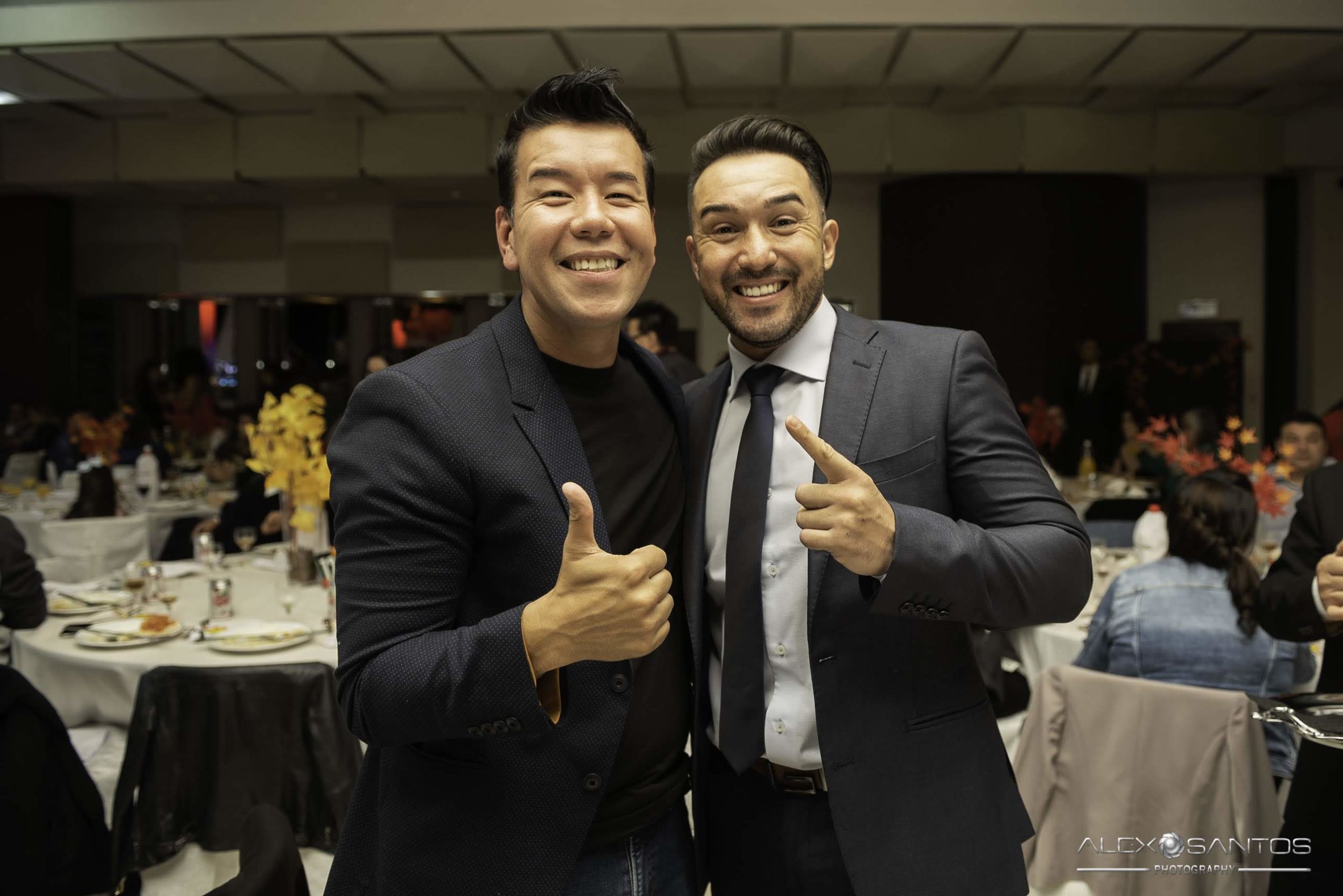 Revista Super Vitrine celebra 13 anos com jantar e Show da banda Onze:20