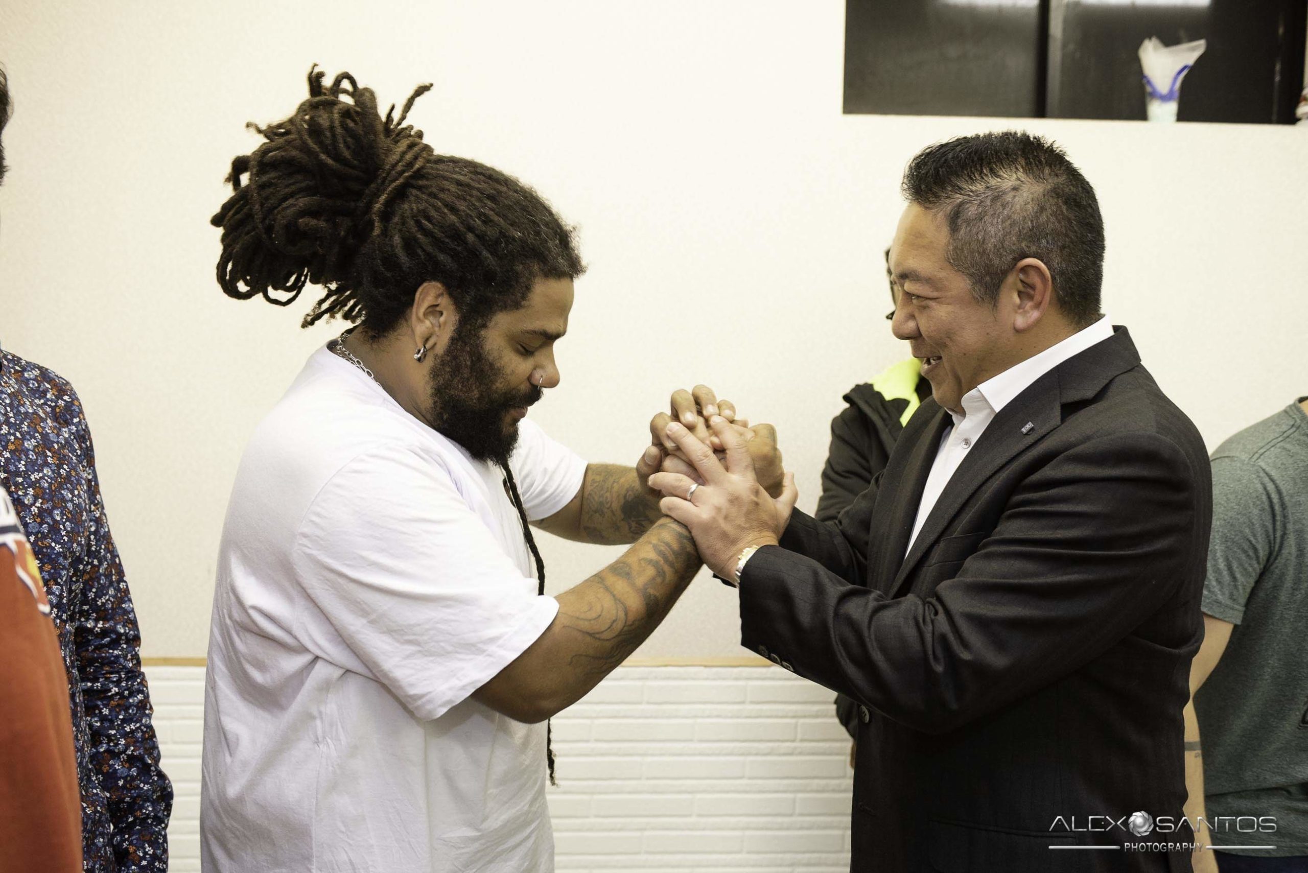 Revista Super Vitrine celebra 13 anos com jantar e Show da banda Onze:20