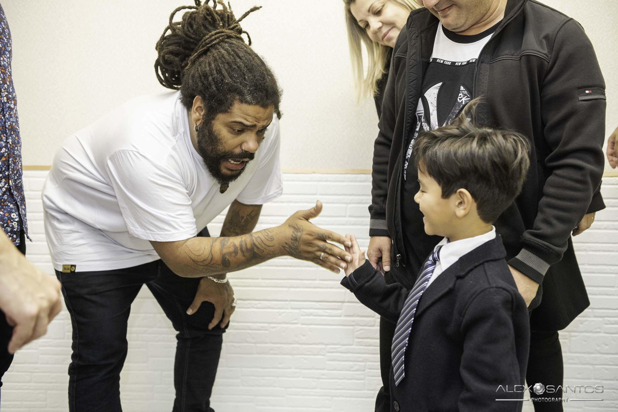 Revista Super Vitrine celebra 13 anos com jantar e Show da banda Onze:20