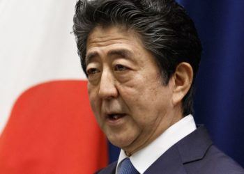 Primeiro-ministro do Japão espera que país defina logo seu novo sistema de mísseis de defesa