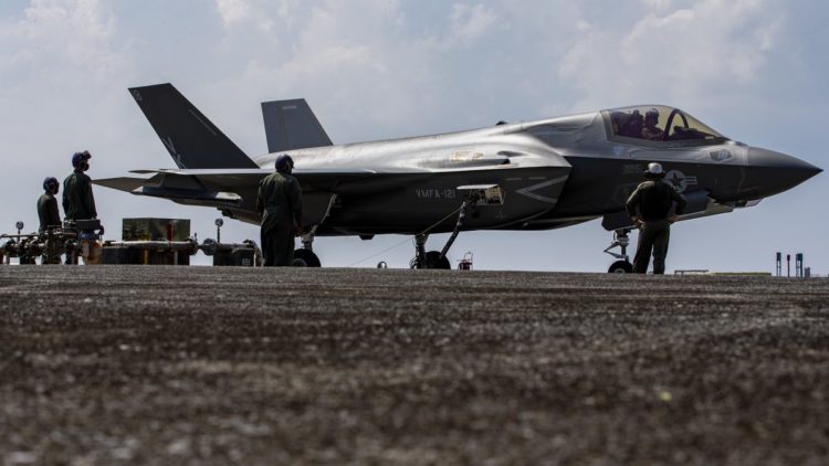 Japão pretende transferir 16 caças F35B para a base americana de Iwakuni