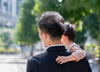 Menos de 10% dos homens japoneses tiraram a licença paternidade, segundo Ministério do Trabalho do Japão