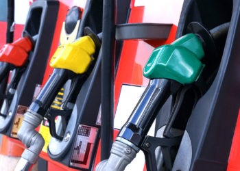 Preço médio de 1 litro da gasolina no Japão sobe pela 12° semana seguida