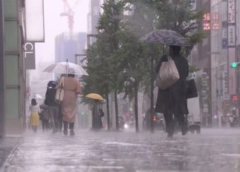 Fortes chuvas atingem parte do Japão no domingo