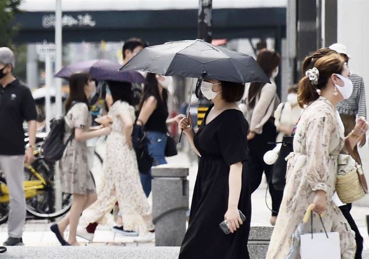 Várias regiões do Japão alertam população para a forte onda de calor que atinge o país