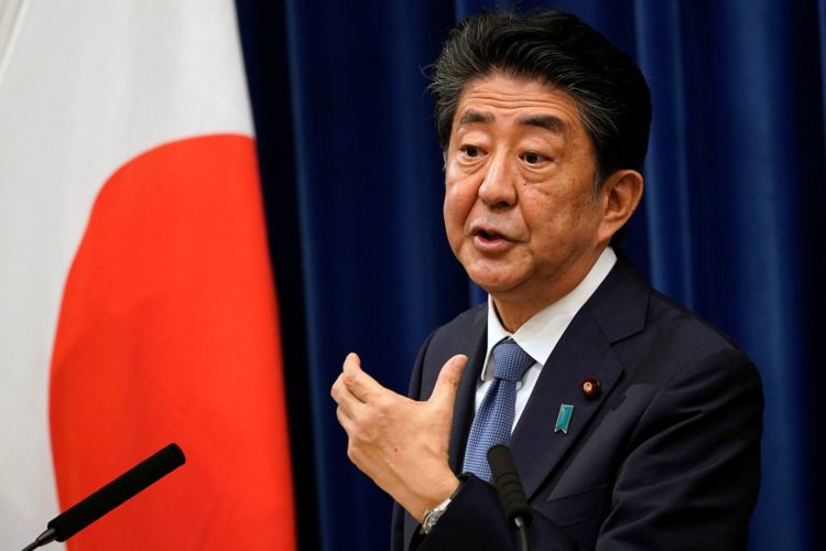 Shinzo Abe pede que população tome as devidas medidas contra o tufão n°10
