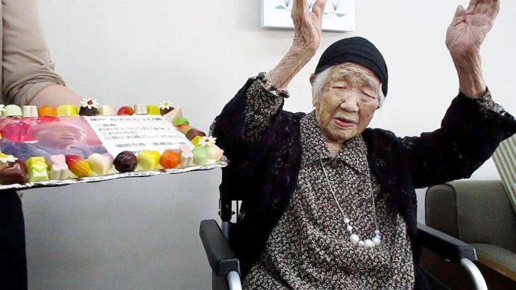 Idosa japonesa completa 117 anos e 260 dias e se torna a pessoa com a maior idade já registrada no Japão