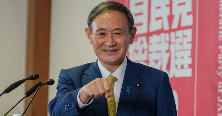 Primeiro-ministro do Japão espera que vacina contra COVID-19 seja distribuída de forma igualitária em todo o mundo