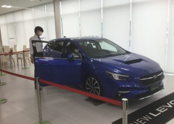 Montadoras no Japão iniciam venda online de carros e concessionárias começam a atender clientes por aplicativos de mensagem e vídeo