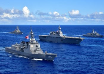 Força Marítima de Autodefesa do Japão envia suas melhores embarcações para treinamento no Mar do Sul da China