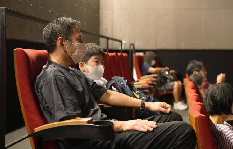 Cinemas no Japão voltam a funcionar com capacidade máxima
