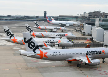 Companhia aérea Jet Star anuncia que vai encerrar suas 6 linhas de voos domésticos
