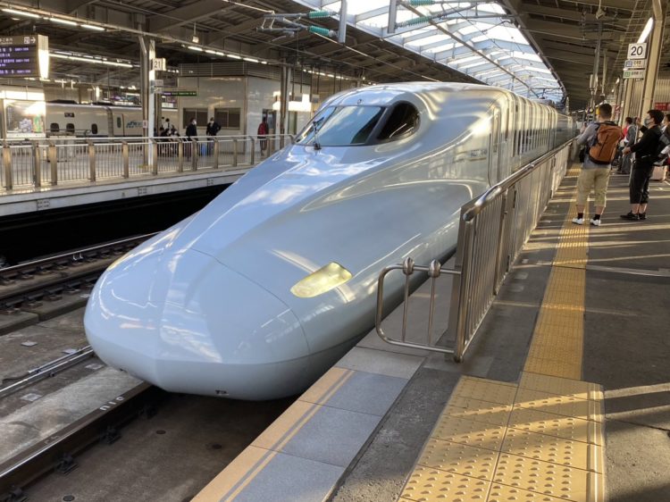 Quantidade de usuários nas linhas de trem-bala da Japan Railway Tokai cresce em outubro