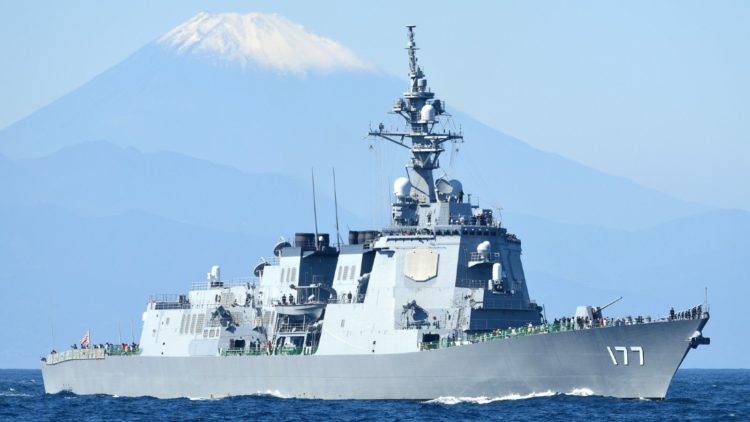 Japão estuda produzir mais 2 destróieres com sistemas anti-mísseis Aegis