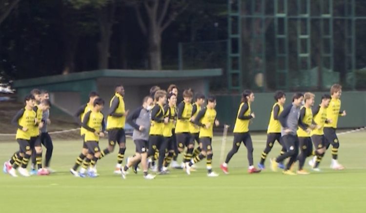 10 jogadores e membros da comissão técnica do Kashiwa Reysol testam positivo para COVID-19 e final da J-League é adiada