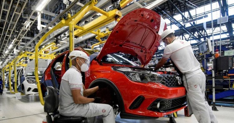 Montadoras japonesas diminuirão produção em suas fábricas no Japão e no exterior por falta de semicondutores