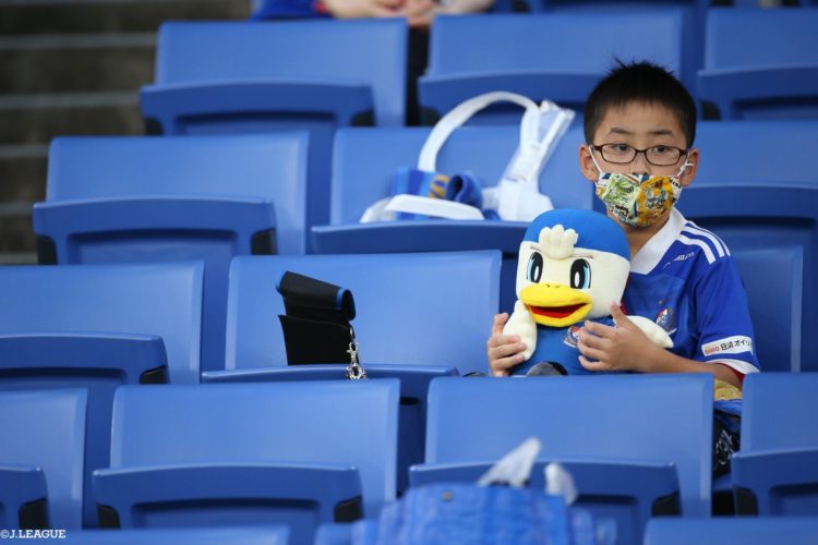 J-League limitará as partidas na liga a apenas 5 mil espectadores