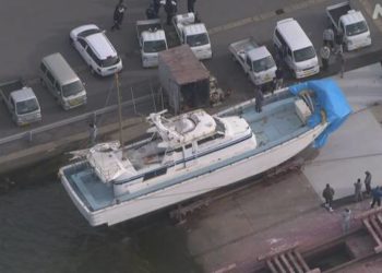 Choque entre navio de carga e navio de pesca deixa 6 feridos em Chiba