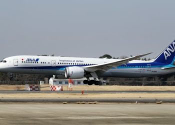 Segundo lote de vacinas contra COVID-19 da Pfizer chega ao Japão na manhã de domingo