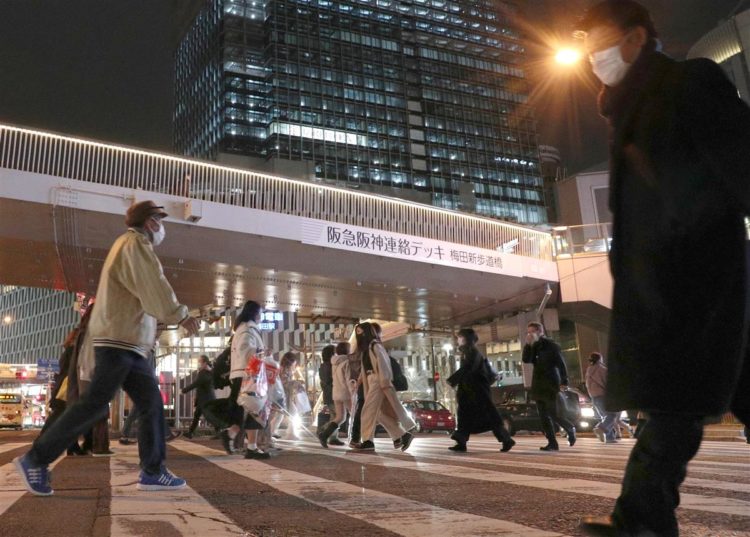 Províncias de Kansai pretendem flexibilizar aos poucos medidas contra COVID-19