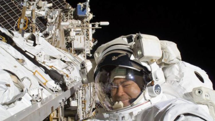 22 DE ABRIL: Astronauta japonês Hoshide Akihiko vai ao espaço