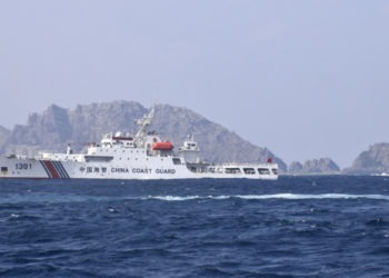 China diz que está exercendo autocontenção contra navios japoneses perto de Senkakus