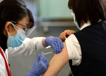 Olimpíadas: Governo do Japão considera a ideia de priorizar atletas para vacinação de COVID-19