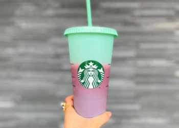 Copo que muda de cor é mais um lançamento da Starbucks em comemoração aos 25º aniversário da rede no Japão