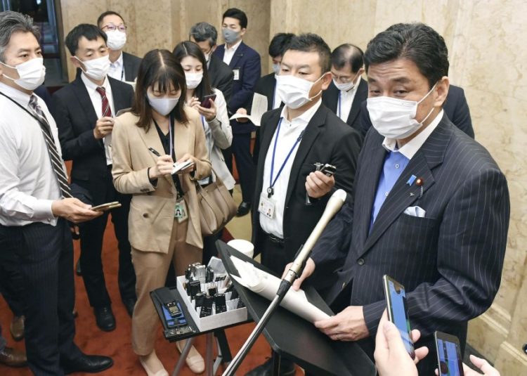 Governo promete consertar falha no sistema de reserva de vacinas