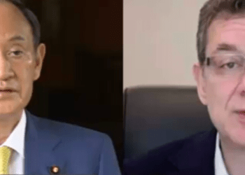 Premiê do Japão e CEO da Pfizer discutem maneiras de garantir suprimento estável das vacinas