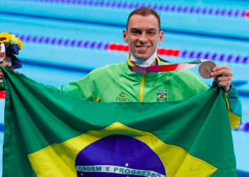 Natação: Fernando Scheffer conquista medalha de bronze nos Jogos Olímpicos de Tóquio nos 200m livre