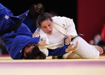 Entenda porque a arbitragem não deu wazari para Maria Portela