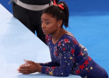 Simone Biles prioriza saúde mental e coloca em dúvida final contra Rebeca