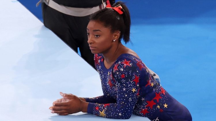 Simone Biles prioriza saúde mental e coloca em dúvida final contra Rebeca