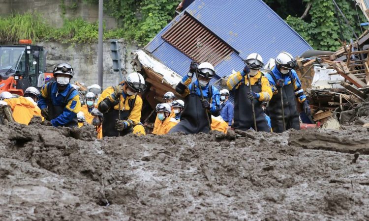 Quatro pessoas perderam a vida em deslizamento de terra em Atami