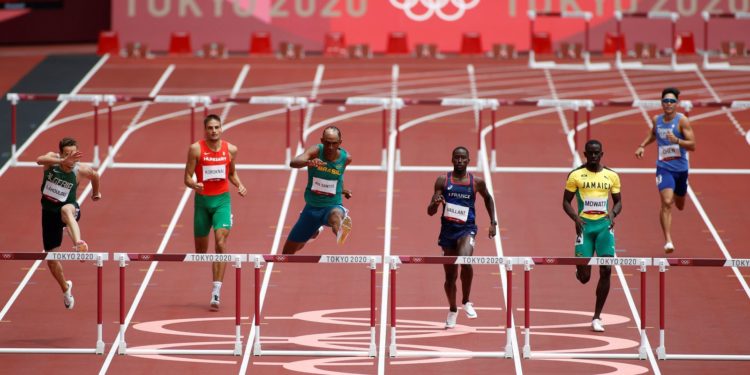 Alison dos Santos vai a final dos 400 m com barreiras