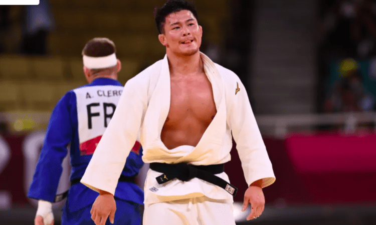 Atletas japoneses acumulam pedidos de desculpas após ficarem sem o ouro em Tóquio