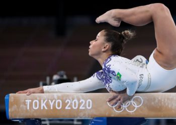 Final da trave terá Flávia Saraiva e Simone Biles na disputa por medalha olímpica