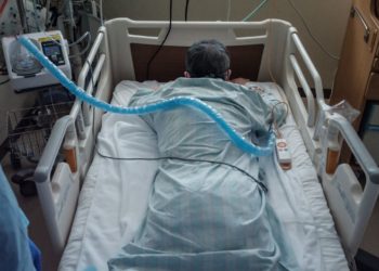 Japão orienta províncias, a assegurar leitos hospitalares para pacientes de coronavírus