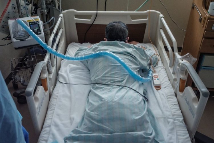 Japão orienta províncias, a assegurar leitos hospitalares para pacientes de coronavírus