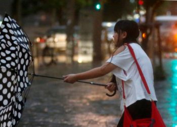 Tufão Mindulle ganha intensidade