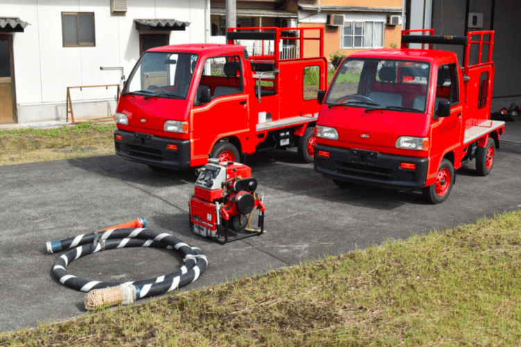 Cidade do Japão aumenta fundos por meio da leilão de 2 veículos de combate a incêndios