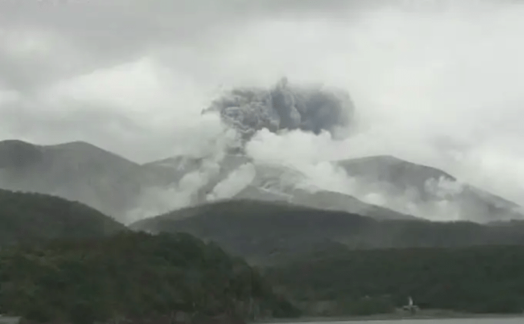 Alerta de erupção de vulcão no Japão