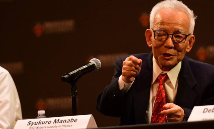Nobel de Física: Syukuro Manabe diz estar surpreso e honrado com o Prêmio